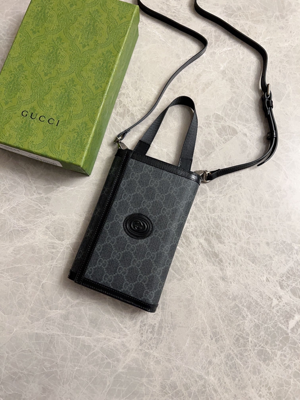 グッチ財布 レプリカ正面デザイン